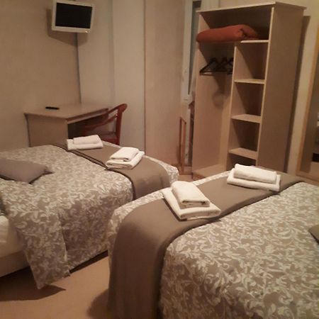 Hotel Restaurant Le Centre Comblanchien Екстериор снимка