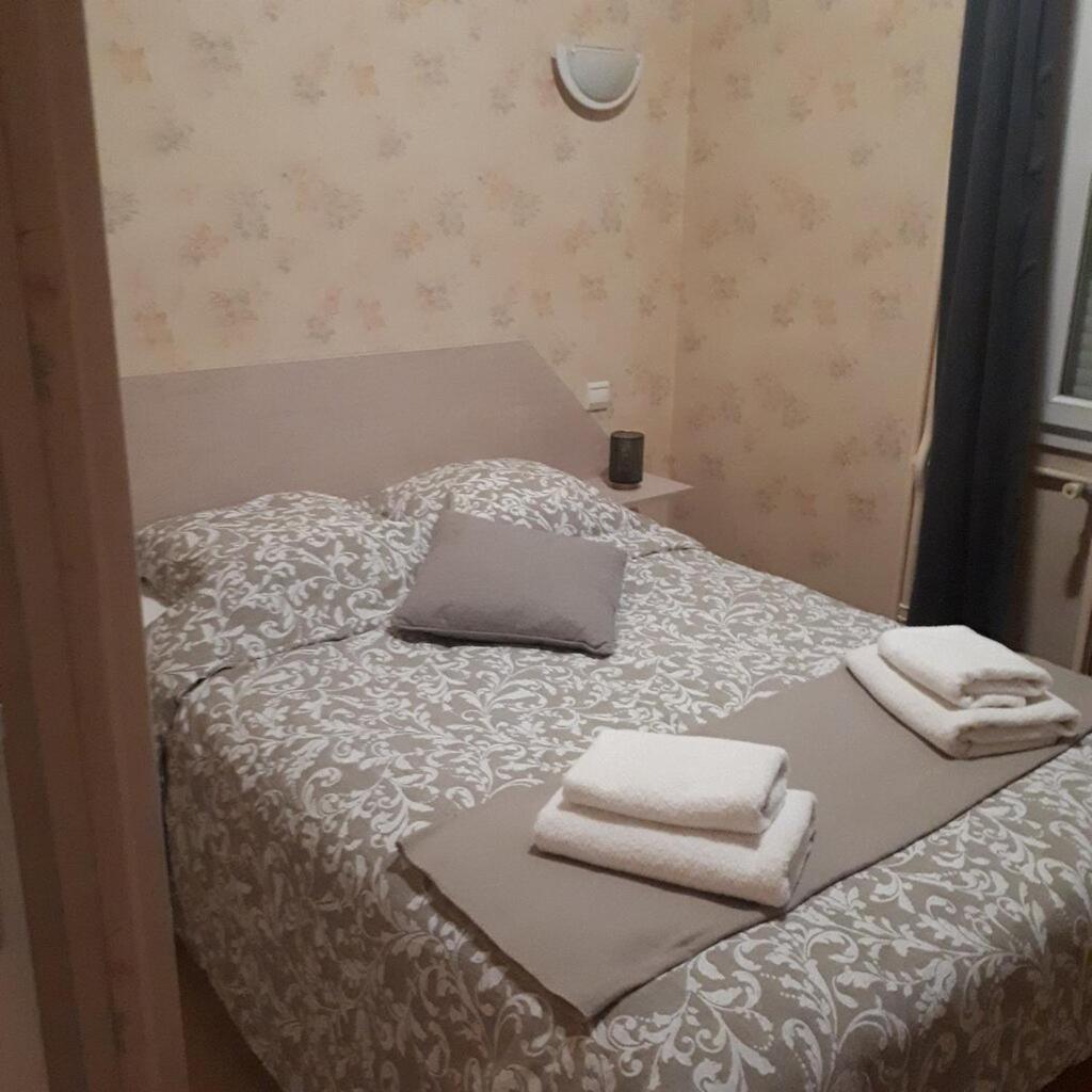 Hotel Restaurant Le Centre Comblanchien Екстериор снимка