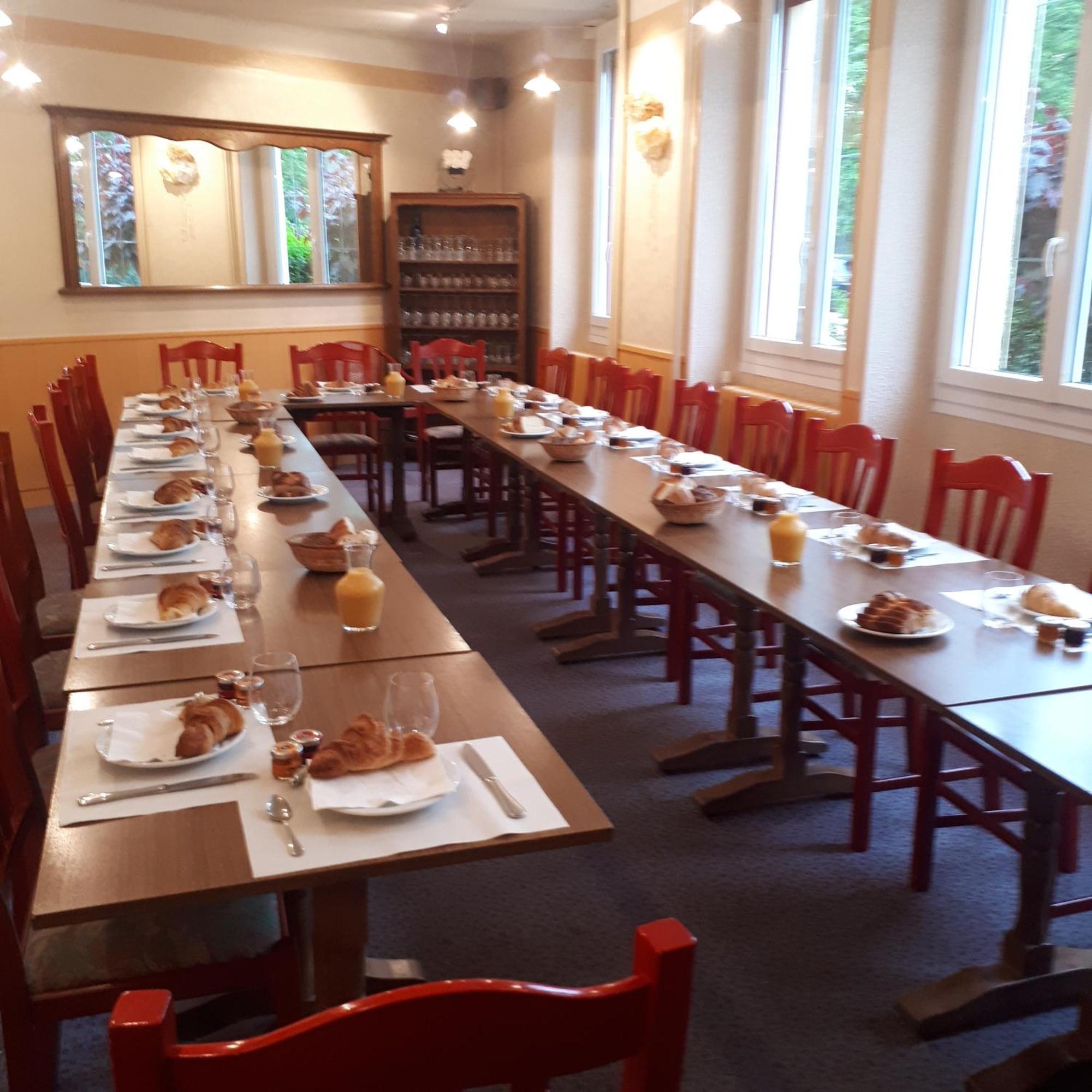 Hotel Restaurant Le Centre Comblanchien Екстериор снимка